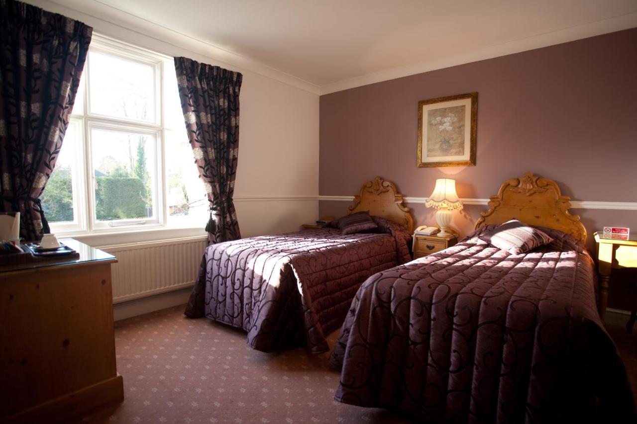 Fines Bayliwick Hotel ブラックネル エクステリア 写真