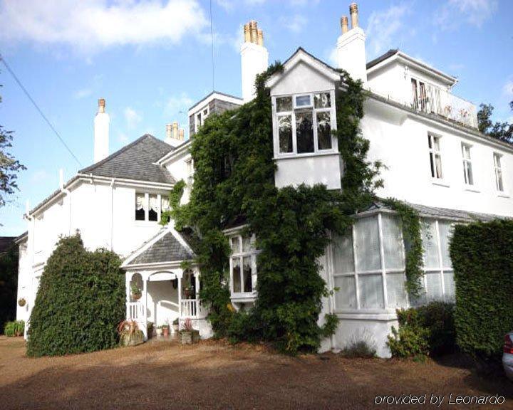 Fines Bayliwick Hotel ブラックネル エクステリア 写真