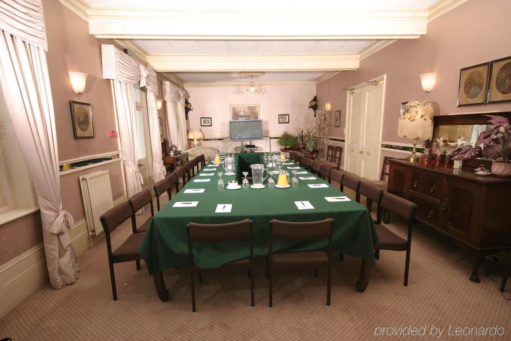 Fines Bayliwick Hotel ブラックネル エクステリア 写真
