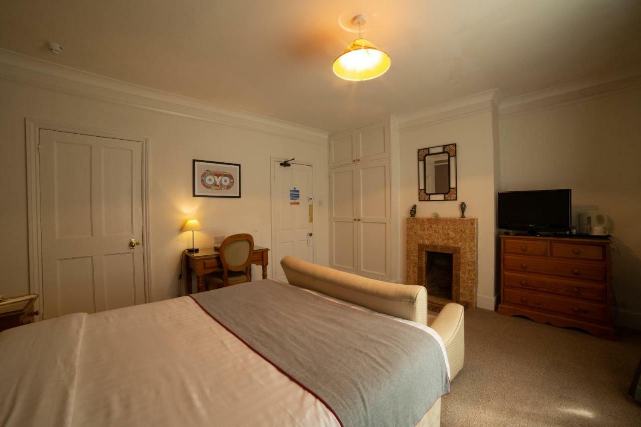 Fines Bayliwick Hotel ブラックネル エクステリア 写真
