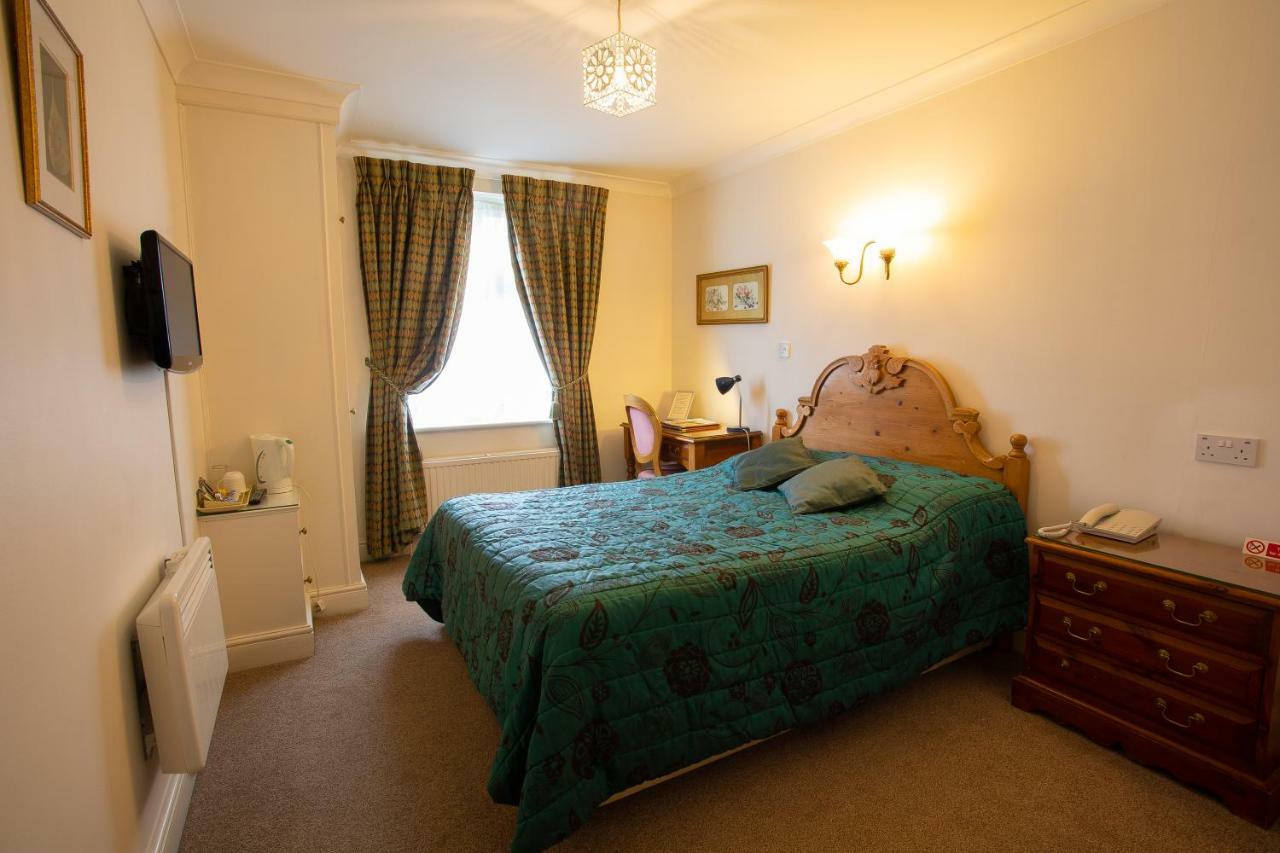 Fines Bayliwick Hotel ブラックネル エクステリア 写真