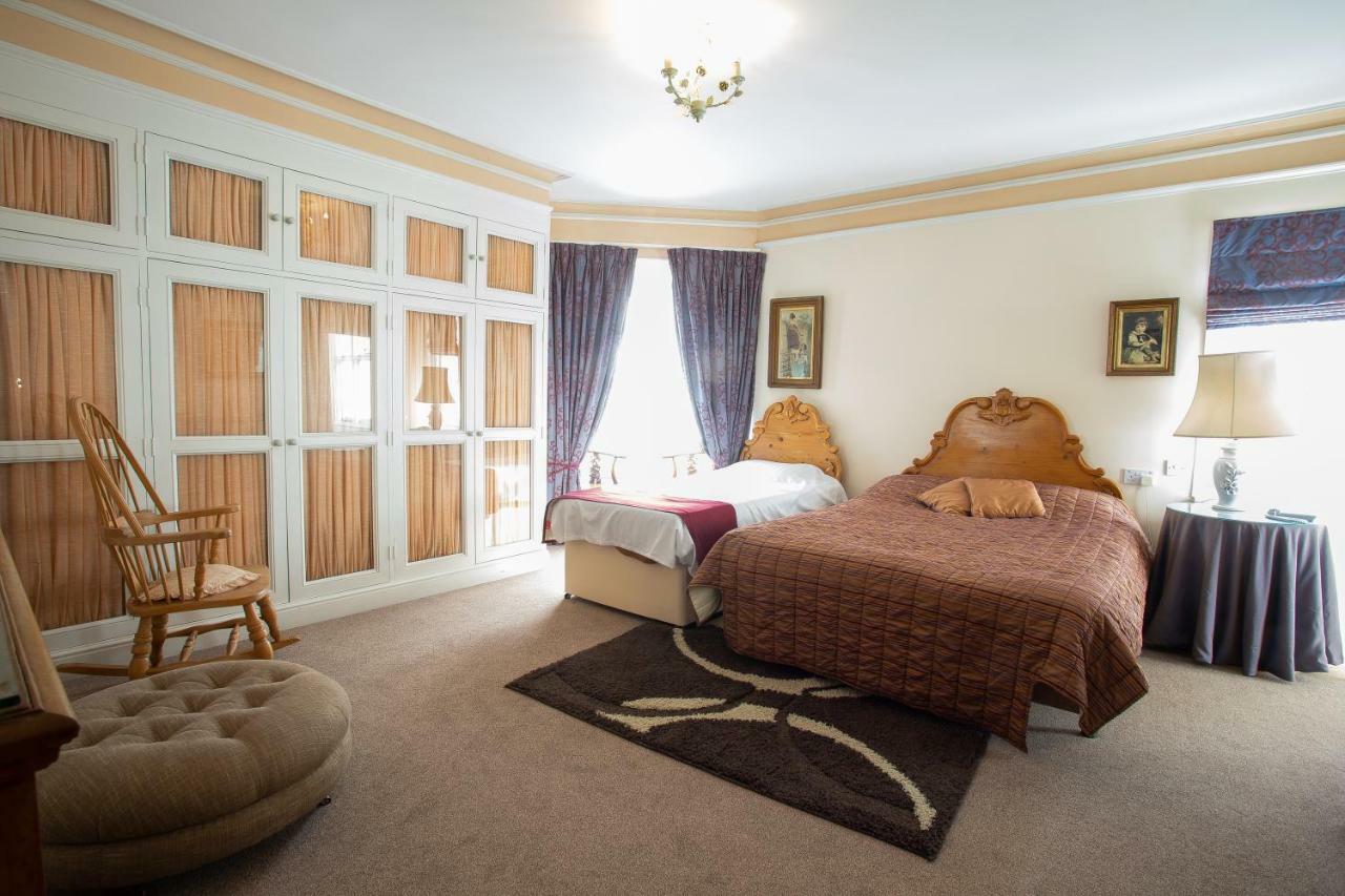 Fines Bayliwick Hotel ブラックネル エクステリア 写真