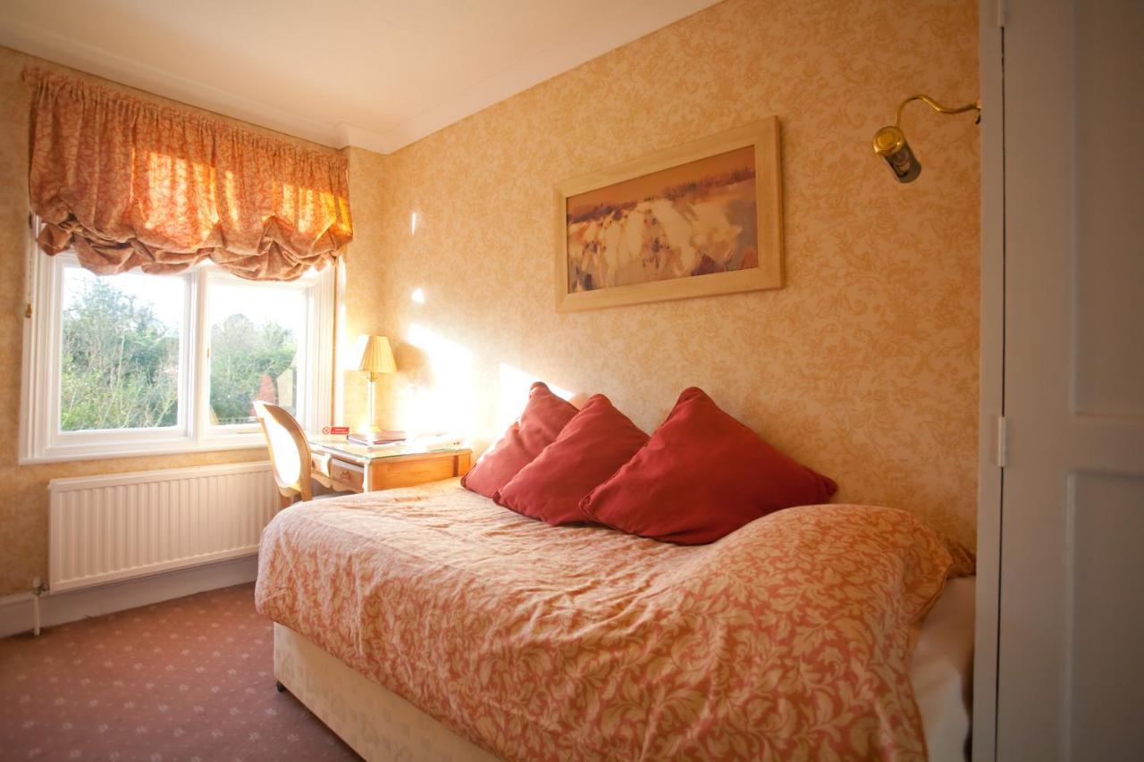 Fines Bayliwick Hotel ブラックネル エクステリア 写真